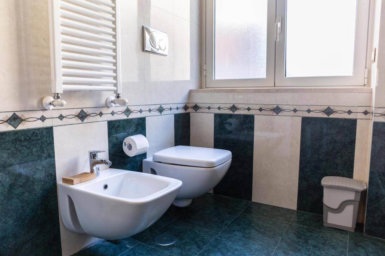 Via Nonantola- Twobedrooms Apartment Rome Bagian luar foto